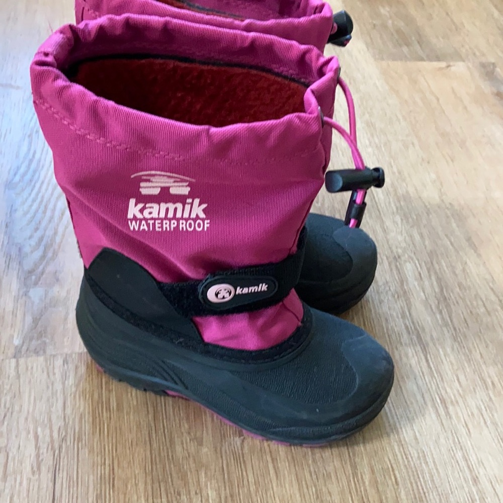 Girls snow boots